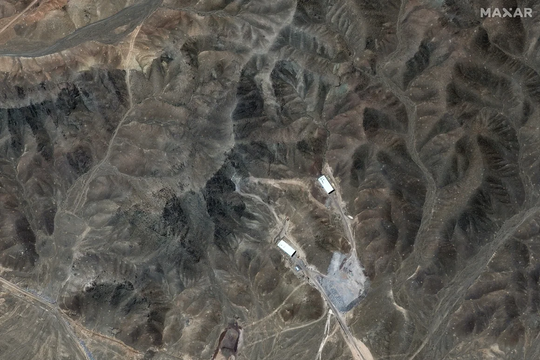 Cơ sở hạt nhân ngầm của Iran mà chỉ một loại bom có thể xuyên phá