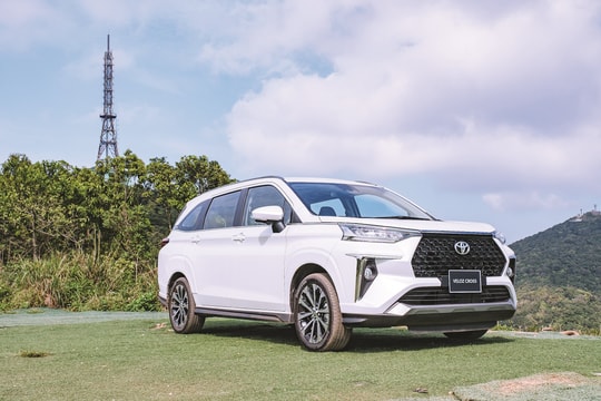 Chọn Veloz Cross chạy dịch vụ, lợi từ chi phí đầu tư đến vận hành