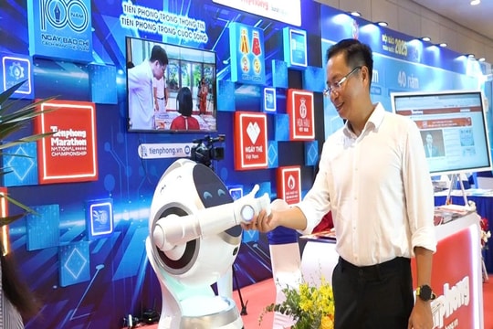 Nhiều gian hàng báo chí độc lạ, được đầu tư ấn tượng tại Hội Báo toàn quốc 2025