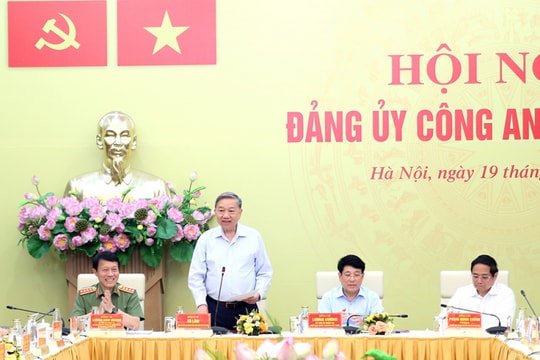 Tổng Bí thư Tô Lâm: Lực lượng Công an phải là điểm tựa vững chắc trong giai đoạn đất nước chuyển mình