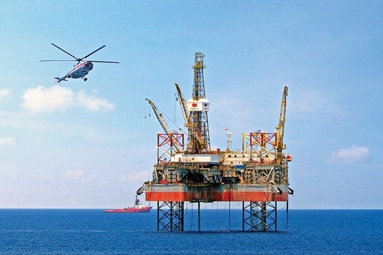 Giá xăng dầu hôm nay 21/6/2025: Giá dầu giảm trước quyết định của Mỹ