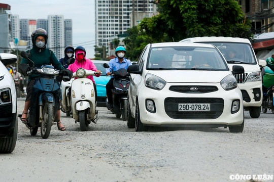Hà Nội: Tuyến đường dài hơn 2km thi công gần 10 năm vẫn dang dở