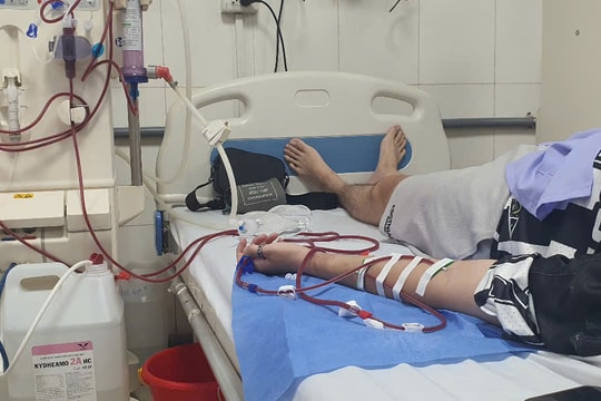 23 tuổi phải lọc máu điều trị thận vì dùng ma túy đá