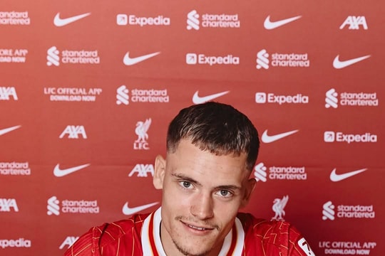 Liverpool ký hợp đồng đắt nhất lịch sử Ngoại hạng Anh