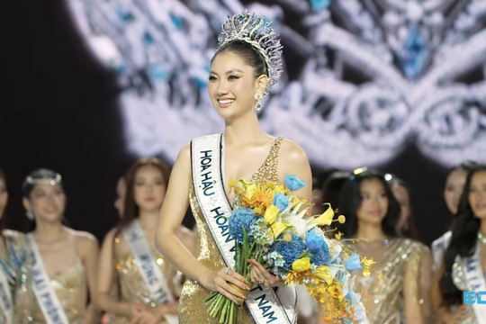 Nguyễn Hoàng Phương Linh đăng quang Hoa hậu Hoàn vũ Việt Nam 2025