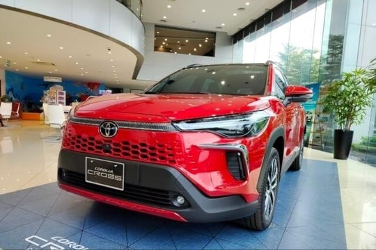 Giá xe Toyota Corolla Cross 2025 lăn bánh tháng 6/2025