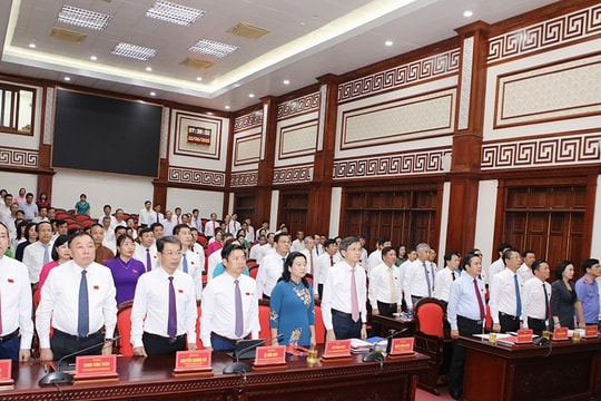 HĐND tỉnh Ninh Bình khóa XV khai mạc kỳ họp thường lệ giữa năm 2025