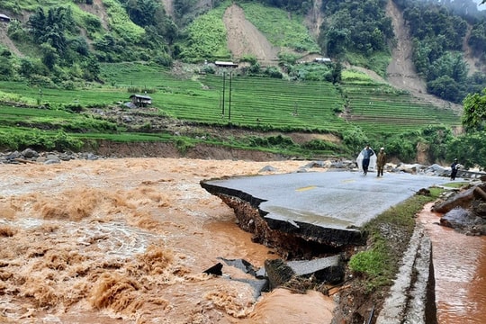 Mưa cường suất lớn, lũ lên nhanh, Thủ tướng Chính phủ chỉ đạo ứng phó khẩn cấp