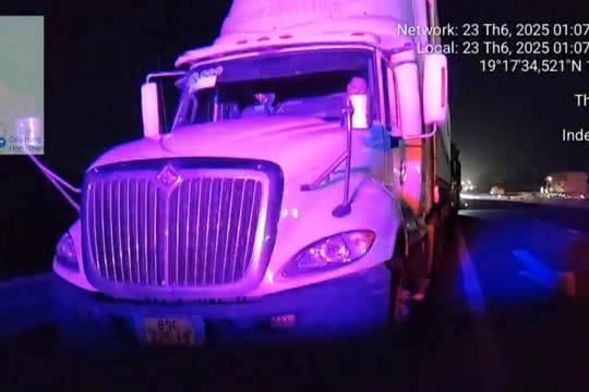 Xử lý 4 phương tiện dừng đỗ sai quy định trên cao tốc