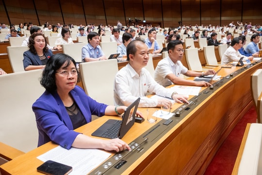 Quốc hội thông qua Luật sửa đổi, bổ sung một số điều của Luật Quốc tịch Việt Nam