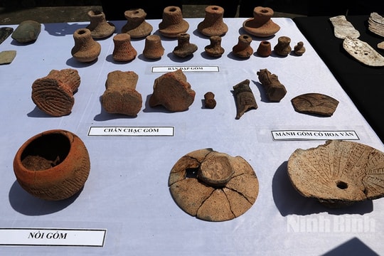 Phát hiện thêm nhiều hiện vật tại di tích Mán Bạc