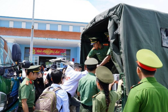 142 học sinh xã đảo Kiên Giang vào bờ thi tốt nghiệp THPT 2025