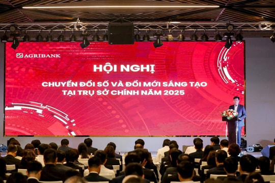 Agribank triển khai Chương trình “Bình dân học vụ số”: Lan tỏa tri thức – Tiên phong chuyển đổi số ngành ngân hàng