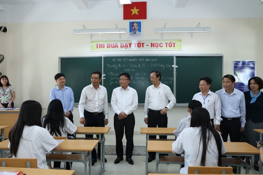 Kỳ thi tốt nghiệp THPT như một phép thử đối với cán bộ về tinh thần trách nhiệm