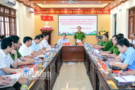 Thứ trưởng Bộ Công an Nguyễn Văn Long kiểm tra Đề án 06 phục vụ chính quyền 2 cấp tại Ninh Bình