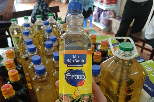Dầu ăn chăn nuôi biến thành dầu ăn cho người: Chuyên gia nói gì?
