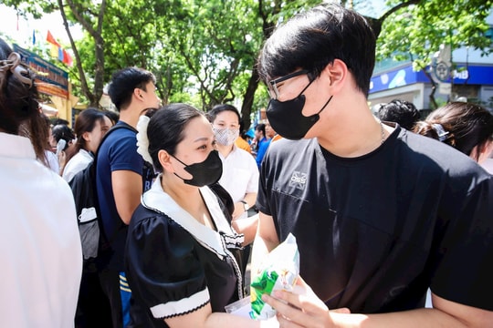 Đề thi tốt nghiệp THPT 2025 môn Địa Lý, mã đề 0937