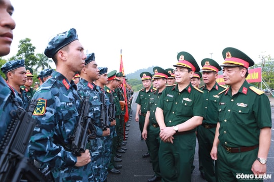 Lãnh đạo Quân khu 5 thăm, kiểm tra lực lượng làm nhiệm vụ A80 tại Hà Nội