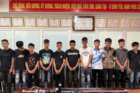 Huế: Xử lý nhóm đối tượng điều khiển phương tiện mang theo hung khí