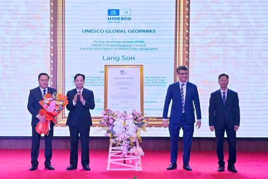 Lạng Sơn đón nhận danh hiệu Công viên địa chất toàn cầu