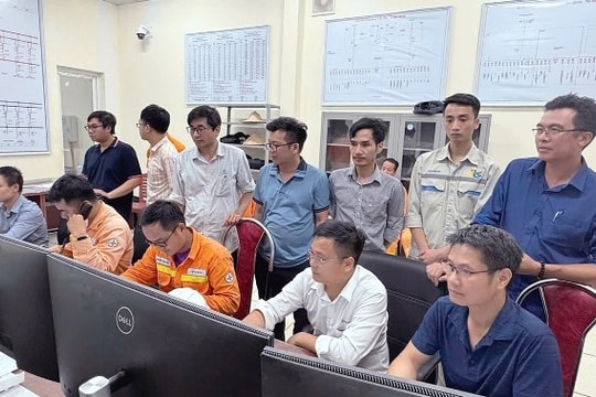 Đóng điện giai đoạn 1 công trình trạm biến áp 220kV Bá Thiện, đảm bảo điện cho tỉnh Vĩnh Phúc