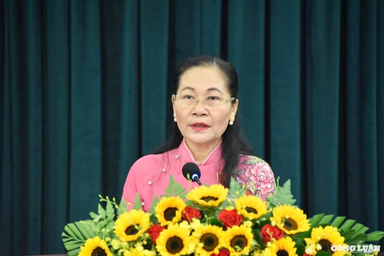 HĐND TP HCM khai mạc kỳ họp 23 trước ngày hợp nhất