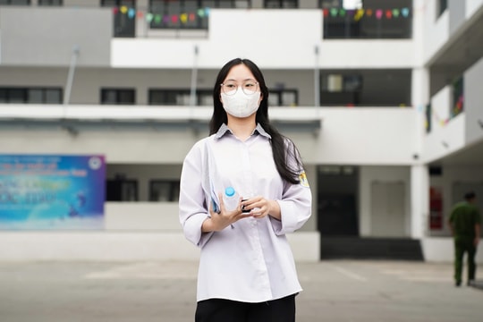 Hà Nội bắt đầu chấm thi tốt nghiệp THPT, hoàn thành xét tốt nghiệp chậm nhất ngày 18/7