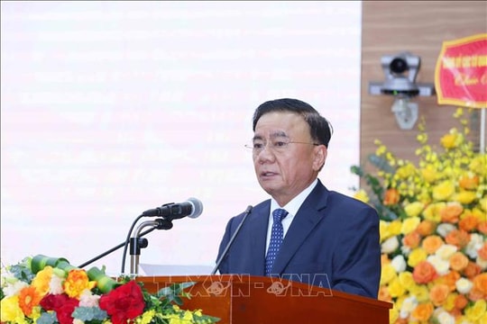 Bộ Chính trị chỉ đạo công bố quyết định sáp nhập đơn vị hành chính, chỉ định cấp ủy HĐND, UBND vào ngày 30/6/2025