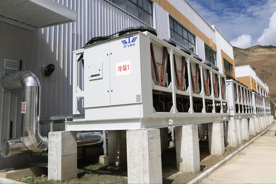 Lý do Trung Quốc xây các trung tâm AI trên 'nóc nhà thế giới'