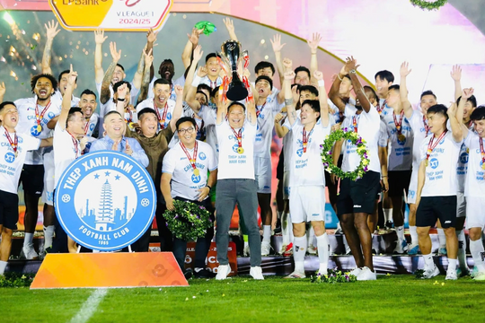 Câu lạc bộ Nam Định bác bỏ thông tin về việc đổi tên