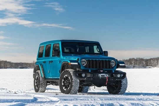 Giá xe Jeep Wrangler 2025 mới nhất tháng 7/2025