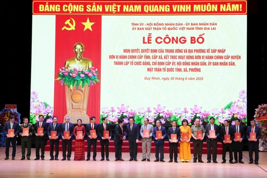 Gia Lai công bố các nghị quyết, quyết định quan trọng thành lập tỉnh Gia Lai mới