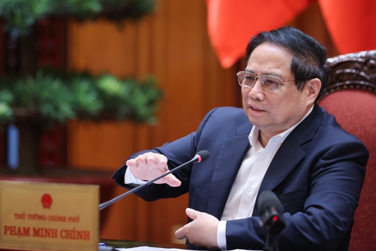 Quốc tế hóa bản sắc văn hóa dân tộc và dân tộc hóa tinh hoa văn hóa thế giới