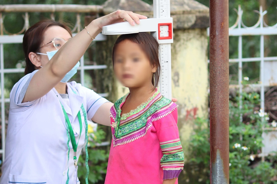 Không thể chủ quan với bệnh suy dinh dưỡng thấp còi