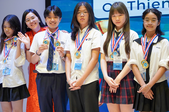 ‏Mở cánh cửa ra thế giới cho học sinh qua giải đấu tranh biện tiếng Anh ‏