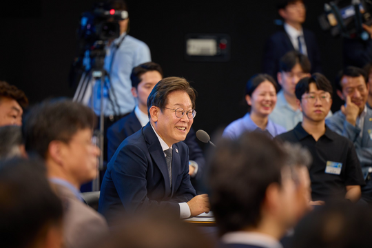 Tổng thống Hàn Quốc cam kết cải thiện quan hệ với Triều Tiên dựa trên hợp tác với Mỹ