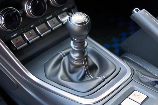 ‏Lái xe số sàn có nên bỏ qua số? Câu trả lời không đơn giản‏