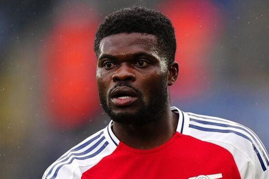 Thomas Partey bị cáo buộc hiếp dâm ngay sau khi rời Arsenal, chuẩn bị ra hầu tòa
