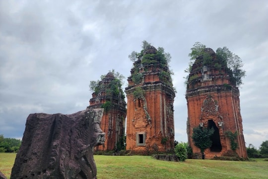 Cân nhắc khi khai quật khảo cổ di tích Tháp Chăm Dương Long