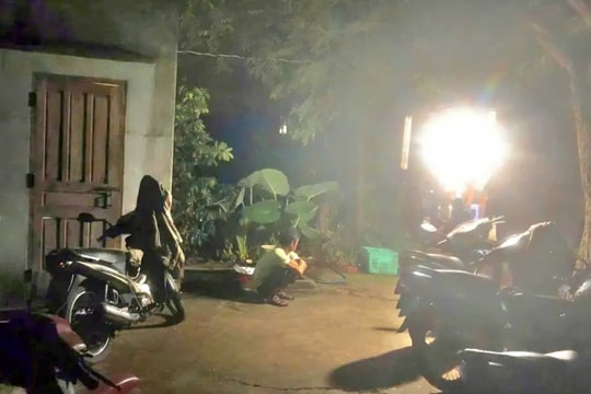 Nghịch tử đạp vào bụng khiến bố tử vong