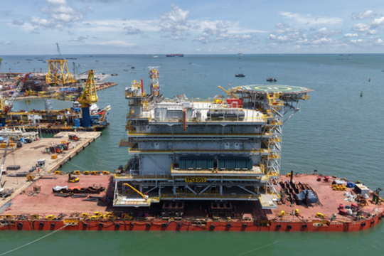 PTSC (PVS) hạ thủy thành công 'khối sắt' gần 3.400 tấn tại dự án điện gió tỷ USD