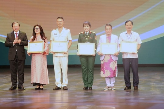 Bế mạc Liên hoan sân khấu toàn quốc về hình tượng chiến sĩ Công an nhân dân