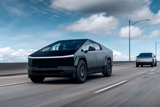 ‏Vì sao xe điện lại nhanh mòn lốp hơn xe xăng?‏