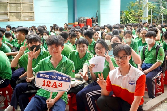 Thêm cơ hội xét tuyển ngành Luật bằng học bạ