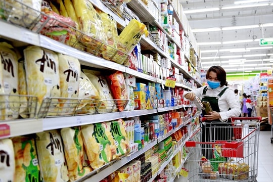 Lạm phát 2025 dưới 4%: Việt Nam đứng vững giữa bủa vây rủi ro toàn cầu