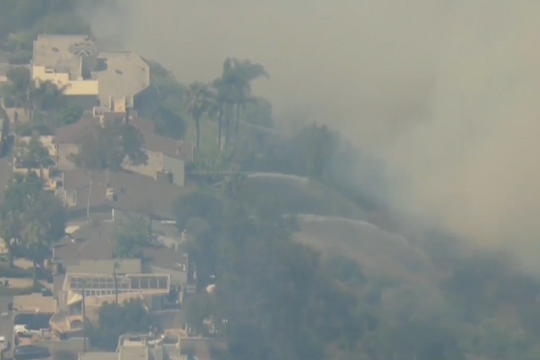 Cậu bé 13 tuổi bị bắt vì đốt pháo hoa gây cháy rừng tại California