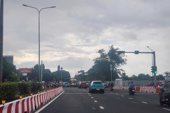 Nguyên nhân ô tô chưa thể rẽ trái từ đường Cộng Hòa vào C12 để vào nhà ga T3