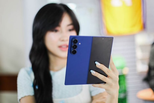 Trải nghiệm thực tế Galaxy Z Fold7: Smartphone gập mỏng, nhẹ, mạnh mẽ nhất của Samsung