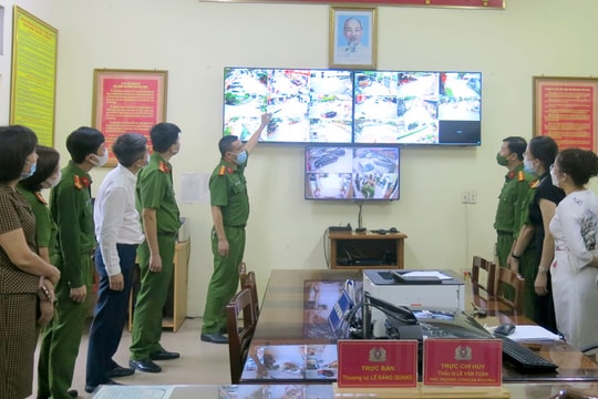 Thủ tướng yêu cầu 'phủ sóng' camera giám sát môi trường, kết nối dữ liệu toàn quốc