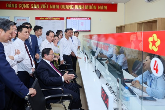 Gỡ vướng phân cấp, phân quyền bảo đảm thông suốt bộ máy, không để xã trắng điện, trắng sóng